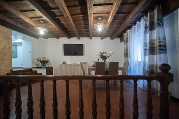 پانسیون Starhome Navona