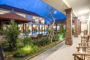 پانسیون Tom S Inn Pecatu