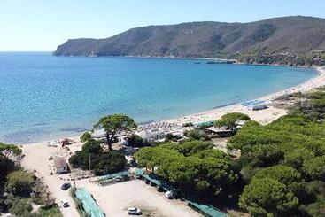 Residence Golfo Della Lacona