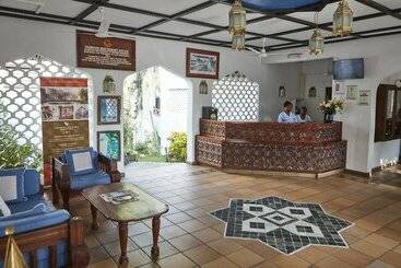 Tamarind Village Apartments