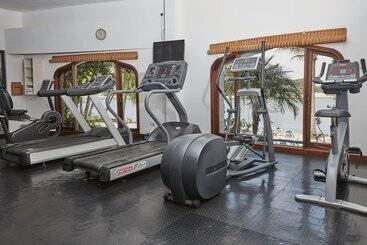Tamarind Village Apartments