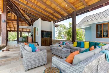 The Enclave  Private Island