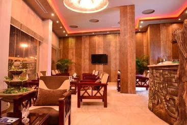 Al Ramla Al Hamra Furnished Units