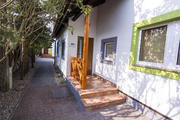 تختخواب و صبحانه Baltycka44 Rooms & Apartments