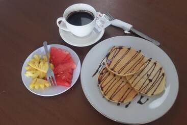 تختخواب و صبحانه Kubu Jimbar
