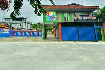 Bed and Breakfast Rainbow Singkawang