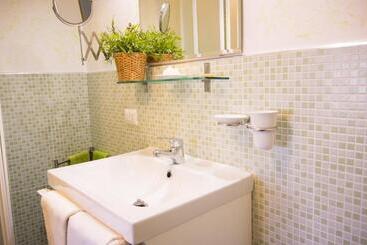 Belon B&b Poli Casilino