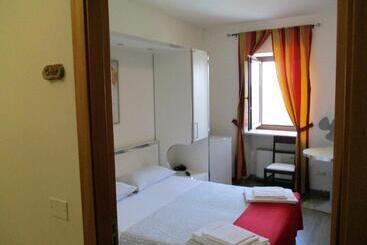 Colle Sul Lago