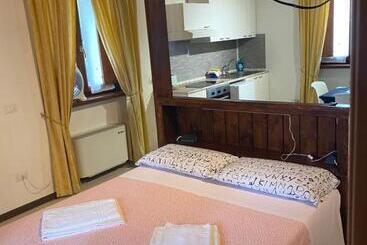 Colle Sul Lago