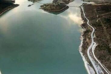 Colle Sul Lago