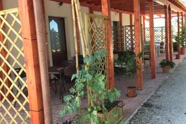 Colle Sul Lago