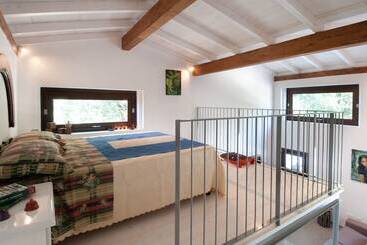 هتل روستایی Agriturismo Villa Coluccia