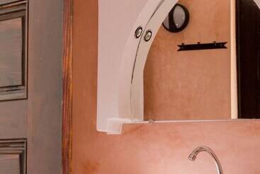 Riad 46