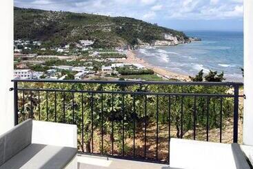 The Stunning B&b