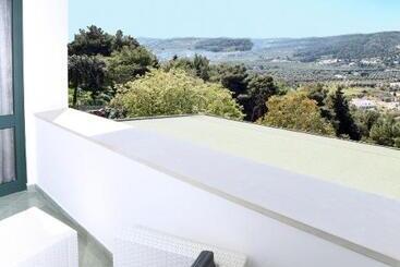 The Stunning B&b