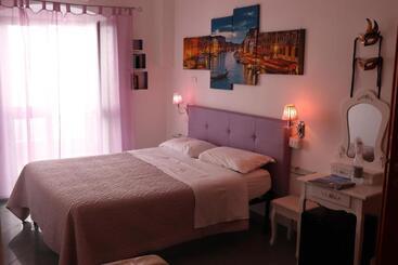 The Stunning B&b
