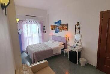 The Stunning B&b