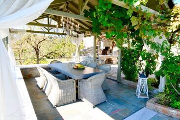 Villa Paparouna