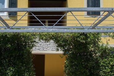 Villas Faro