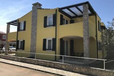Villas Faro