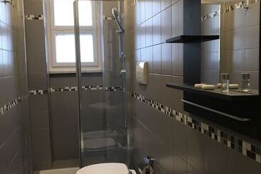 B&b Salerno Center