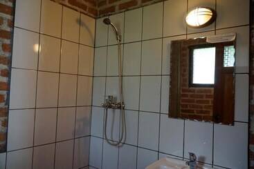 Thitaw Two B&b