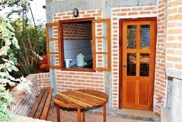 Thitaw Two B&b