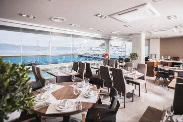 هتل Oniros Residences