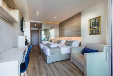 هتل Oniros Residences