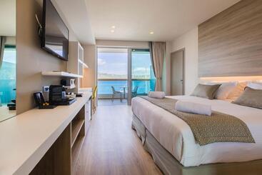 هتل Oniros Residences