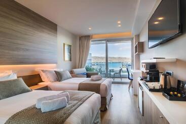 هتل Oniros Residences