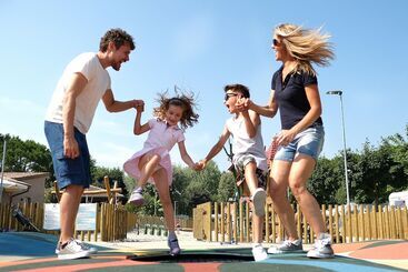 هتل Piani Di Clodia Holidaypark