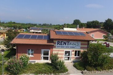 هتل Piani Di Clodia Holidaypark
