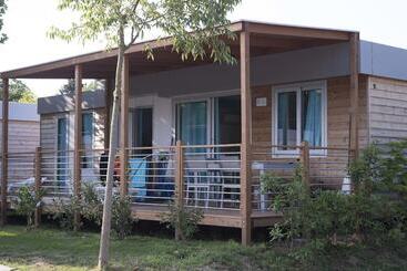 هتل Piani Di Clodia Holidaypark
