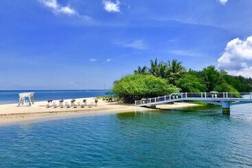 هتل Punta Riviera Resort