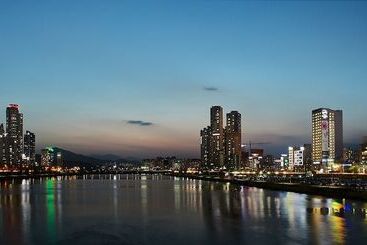 هتل Riverside