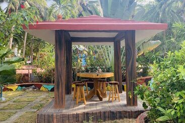 هتل Villa Soledad Beach Resort