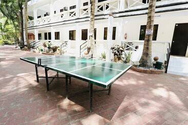 هتل Villa Soledad Beach Resort