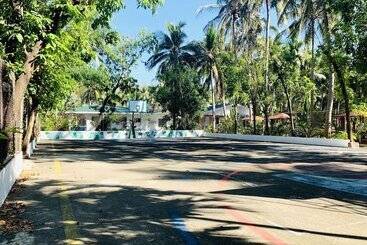 هتل Villa Soledad Beach Resort