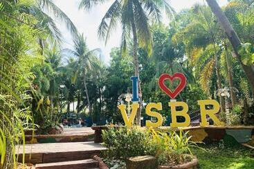 هتل Villa Soledad Beach Resort