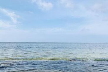 هتل Villa Soledad Beach Resort