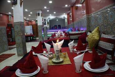 پانسیون Restaurant Dar Al Madina
