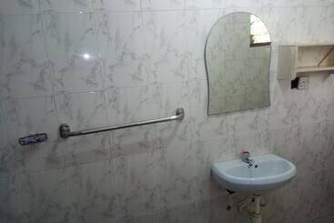 پانسیون Zito Guest Inn