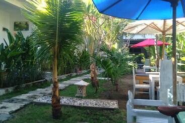تختخواب و صبحانه Palm Trees Villas