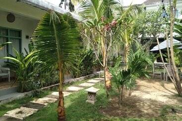 تختخواب و صبحانه Palm Trees Villas