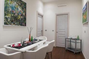 تختخواب و صبحانه Town House Morgana