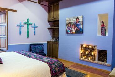 هتل Casa Santa Lucia