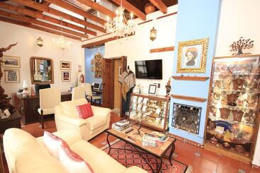 هتل Casa Santa Lucia