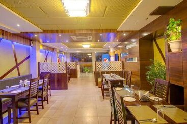 Golden Eagle By Wizowll Group Of Hotels