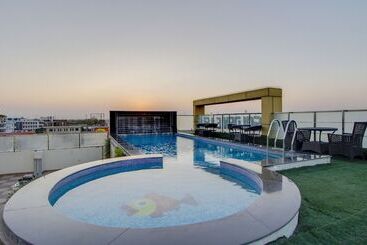 Golden Eagle By Wizowll Group Of Hotels